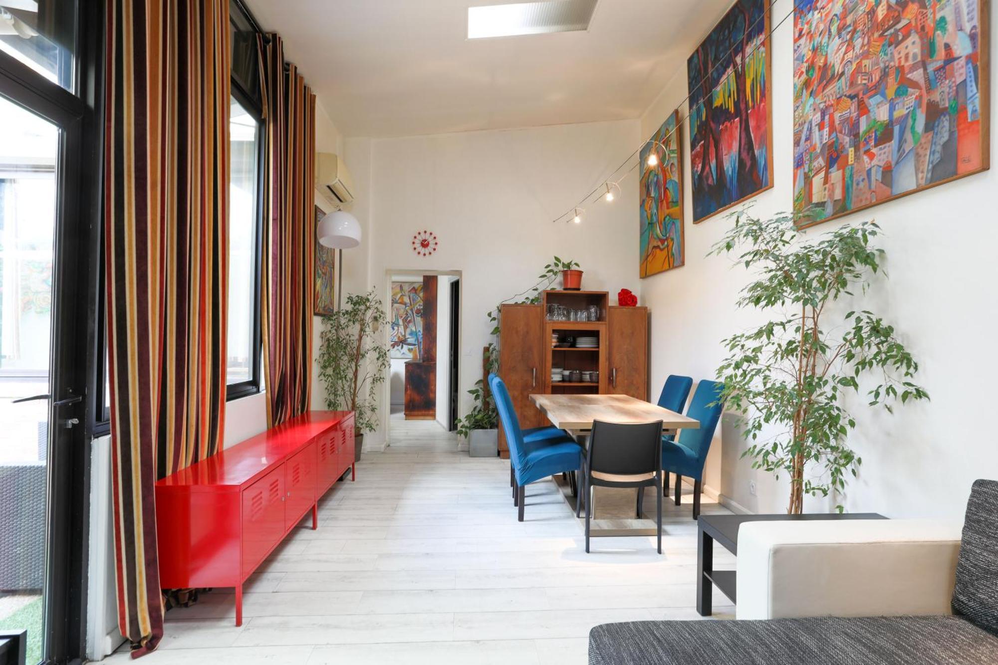 Paris East Side Lodge Pantin Exterior photo