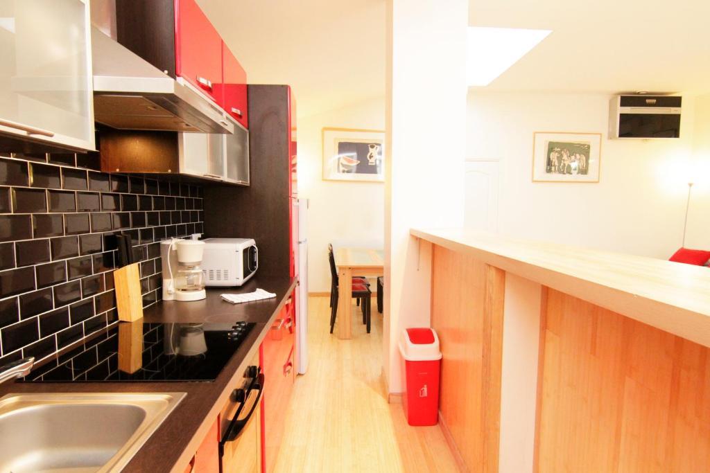 Paris East Side Lodge Pantin Room photo